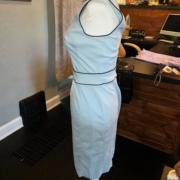 Express Form Fitting Stretch Dress - Picture 8 of 8